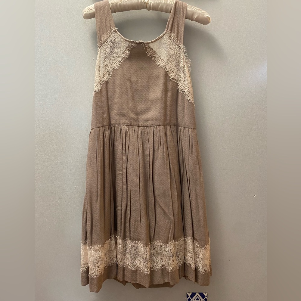 Free People tan and lace summer dress. Size 6